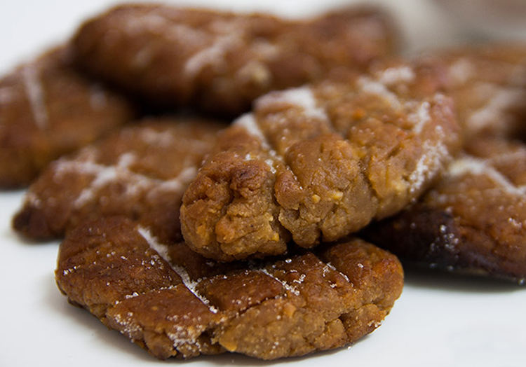 Broas de mel e nozes (Ne’ Josefa)